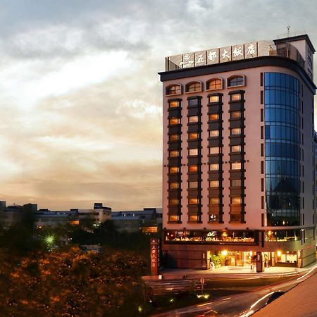 Grand City Hotel Fengyuan Eksteriør bilde