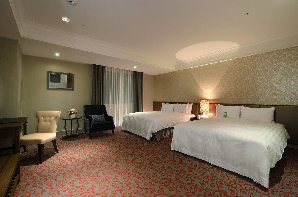 Grand City Hotel Fengyuan Eksteriør bilde