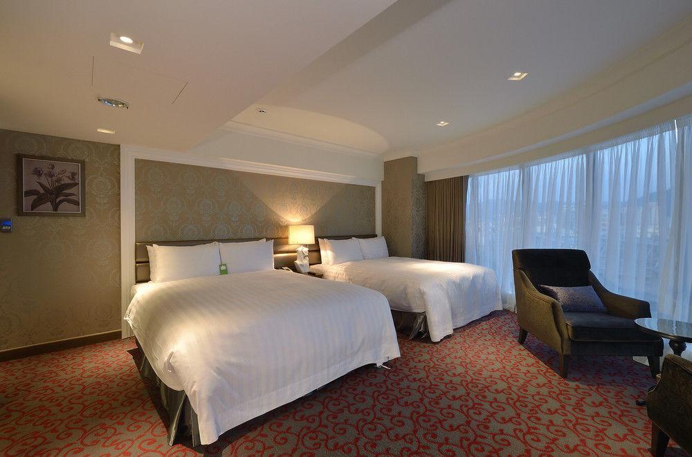 Grand City Hotel Fengyuan Eksteriør bilde