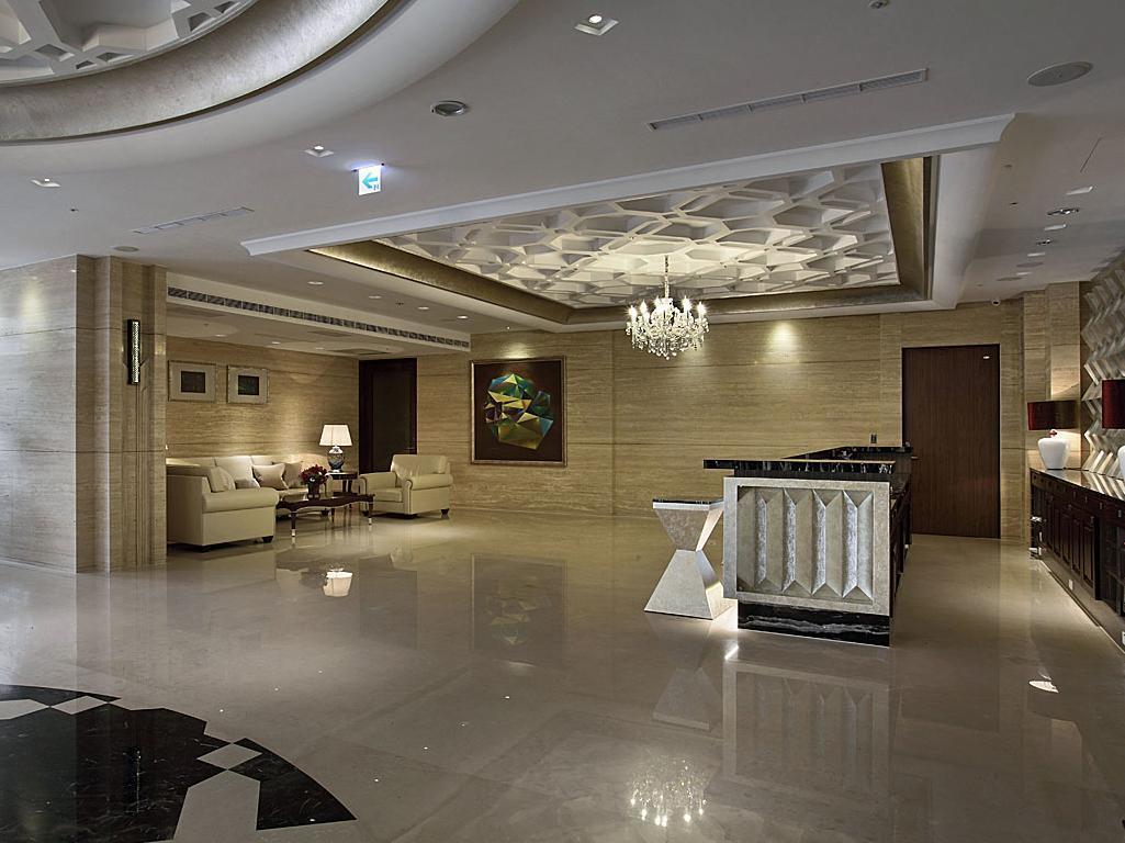 Grand City Hotel Fengyuan Eksteriør bilde