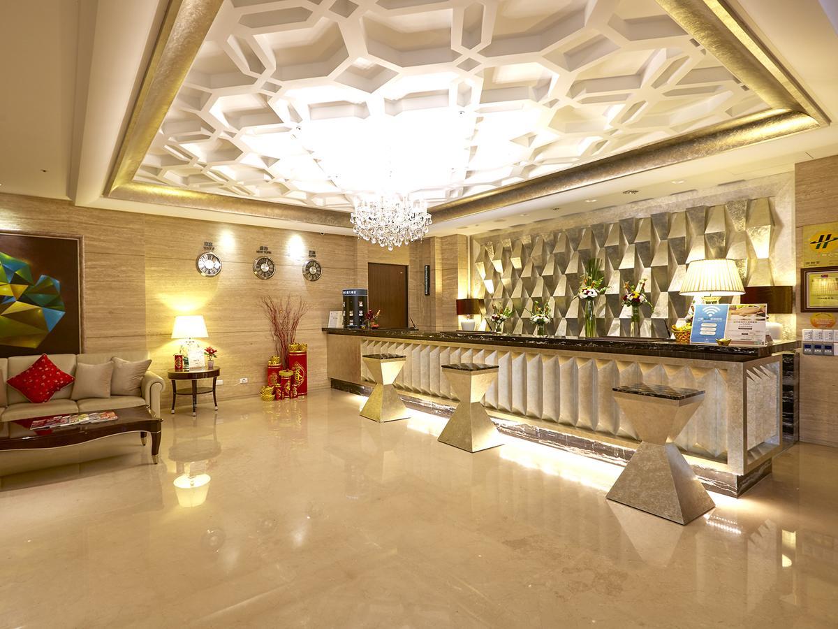 Grand City Hotel Fengyuan Eksteriør bilde