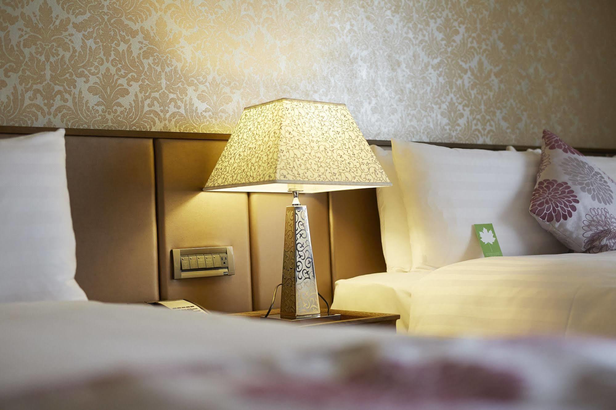Grand City Hotel Fengyuan Eksteriør bilde