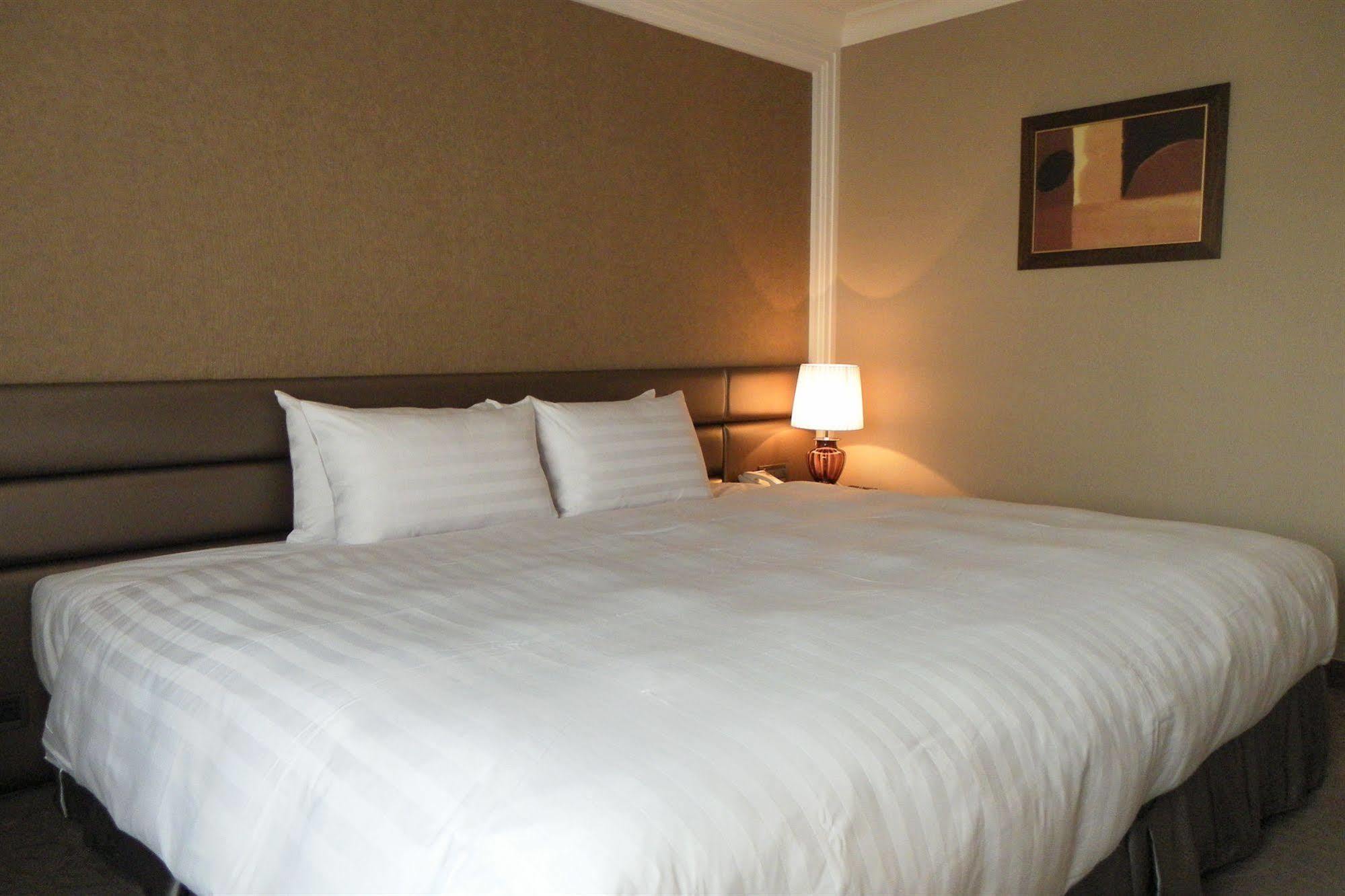 Grand City Hotel Fengyuan Eksteriør bilde