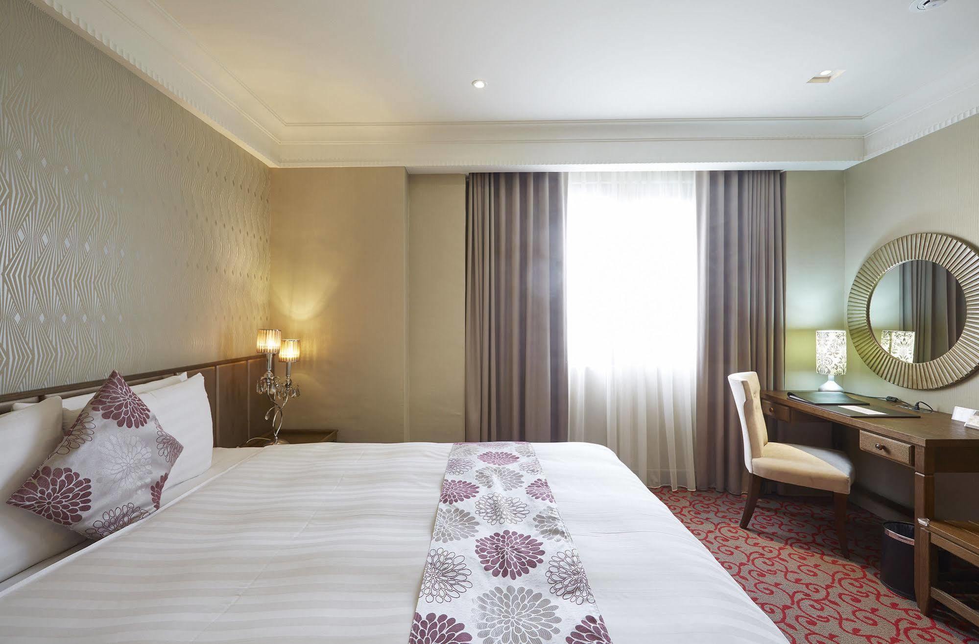 Grand City Hotel Fengyuan Eksteriør bilde